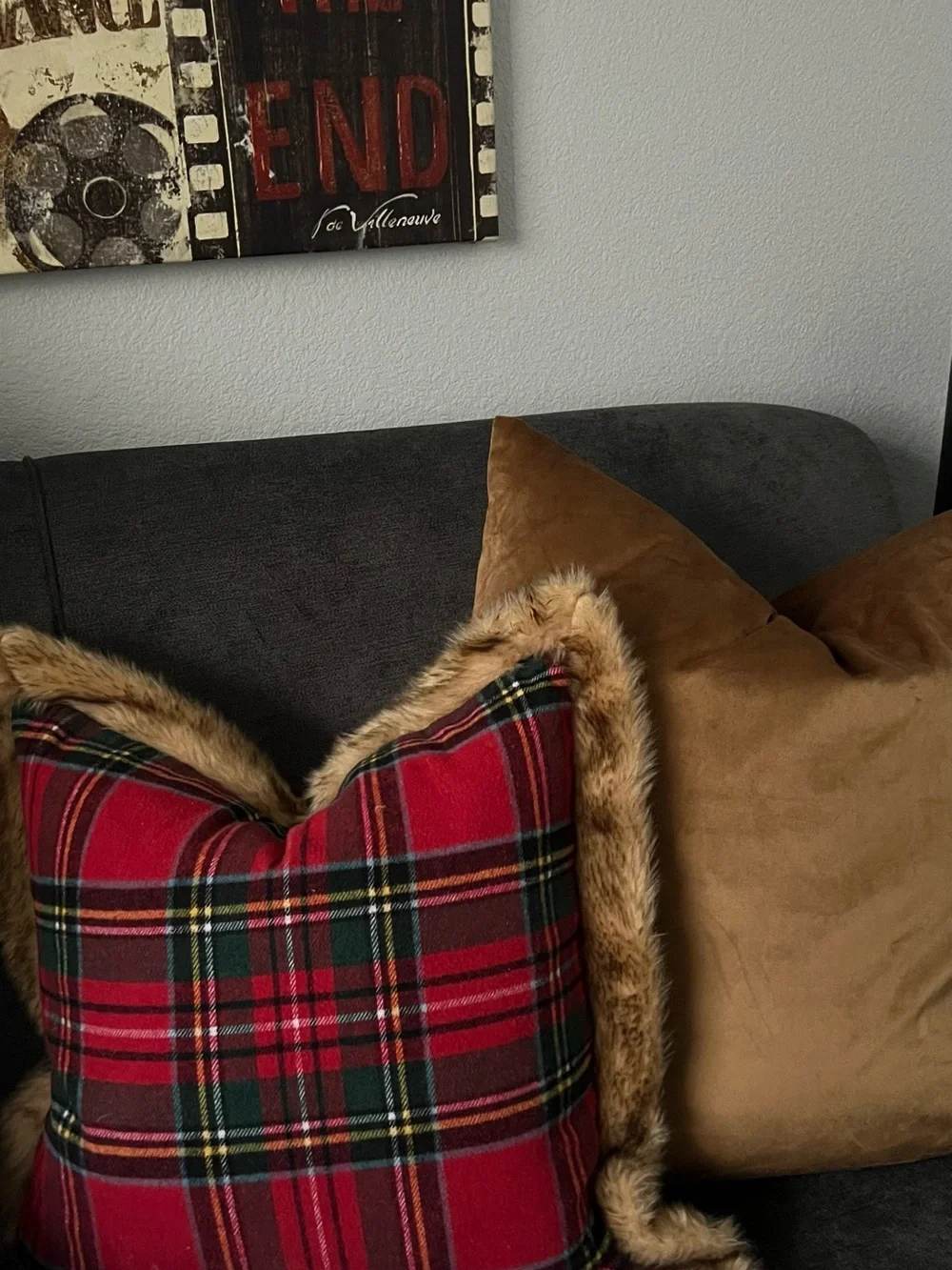 NESTL Pillow Cover Inserts 28x28 (white). Pillow covers not included.